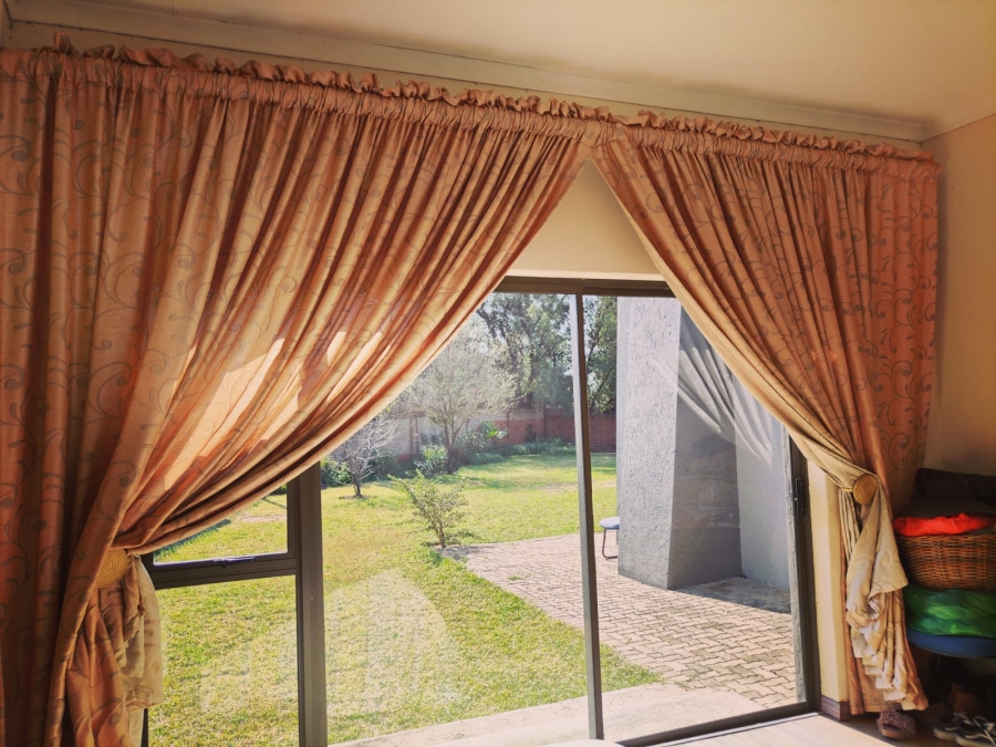 5 Bedroom Property for Sale in Mmabatho Unit 6 North West